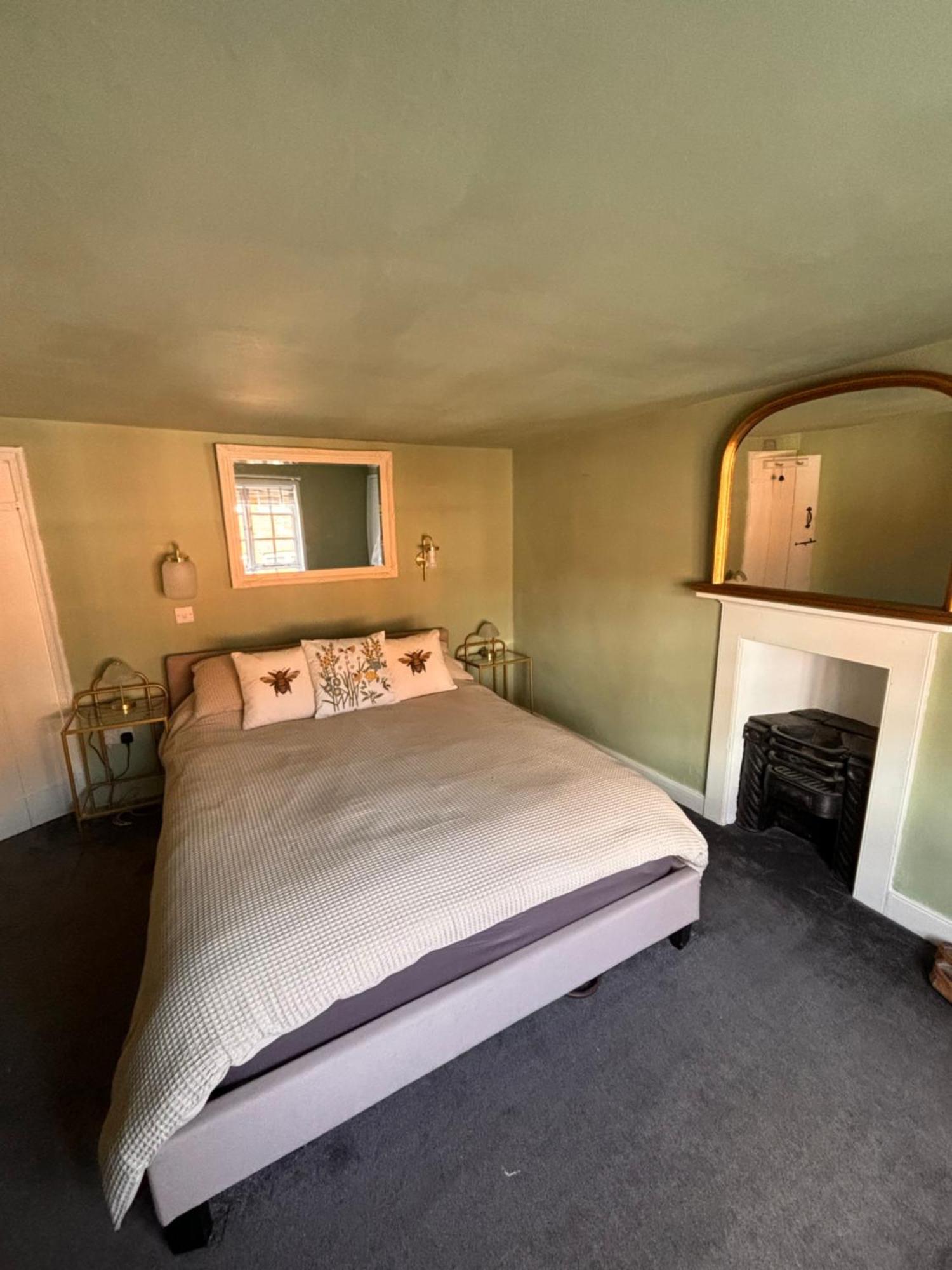 Sweet & Cosy 10 Bridewell Cottage With Parking Available Upon Request Bury St. Edmunds Εξωτερικό φωτογραφία